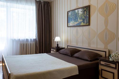 Dzerzhyns'kyi District Apartment | Апартаменты возле метро Ботанический сад