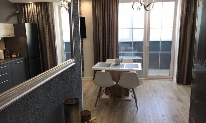 Patrusheva Apartment | Апартаменты у Кристалла на Менделеева