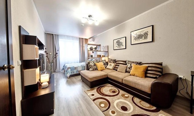 Omsk Apartment | Апартаменты Чей чемодан-1к