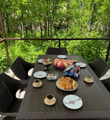 Dilijan House | Дом на улице Овсепяна 7