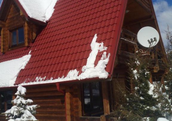 Roztoky Ski Chalet | Еко садиба в Карпатах Лостун