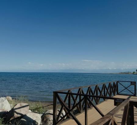 Issyk-Kul Region Apartment | Коттедж Royal Beach F23