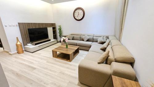 Al-Hamra'a Apartment | رحال البحر للشقق المخدومة Rahhal AlBahr Serviced Apartments