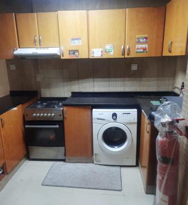 Ajman Apartment | ستوديو فرش فندقي برج تاور سي