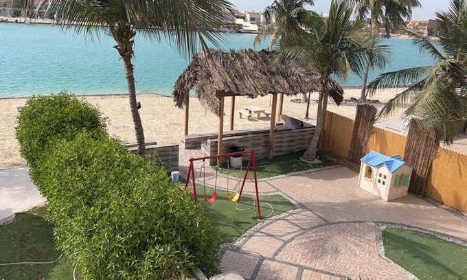 Jeddah Ski Chalet | شاليه في دورة العروس الشاطئ الذهبي