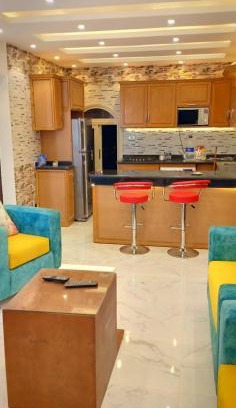 Marina El Alamein Ski Chalet | شاليه 4 غرف نوم مكيف بالكامل مارينا الساحل الشمالي العلمين تاني صف على البحيرة الرملية