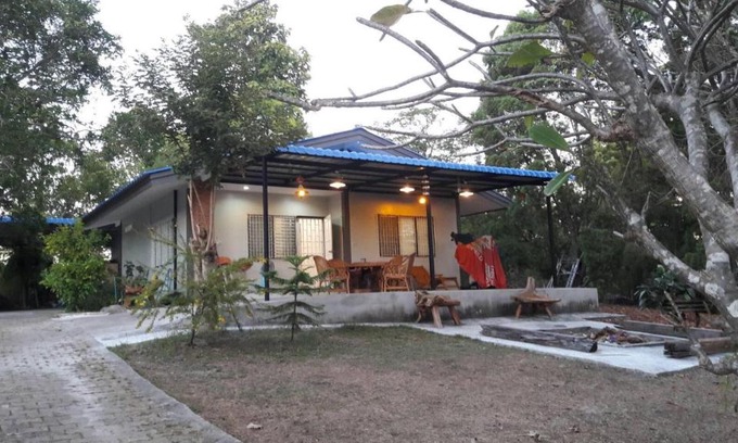 Pang Mu House | สวนสน โฮมสเตย์