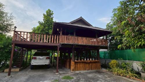 San Kamphaeng House | หลองข้าวโฮมสเตย์