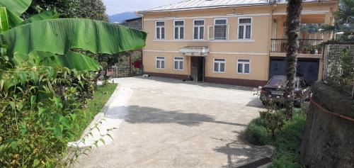 Tsikhisdziri House | სახლი ბუნებაში House in nature