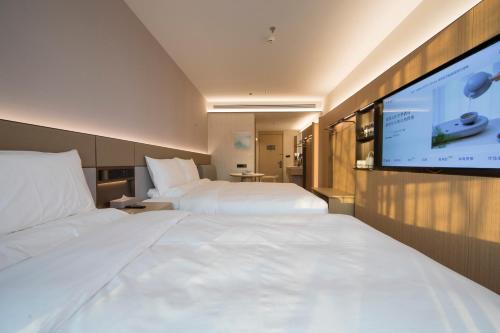 Pudong Hotel | 全季上海外高桥自贸区洲海路地铁站酒店