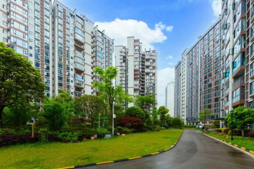 Yongding Apartment | 张家界博亭安屿设计师民宿