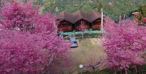 Fuxing District Cabin | 拉拉山 佳儂景觀休憩農場