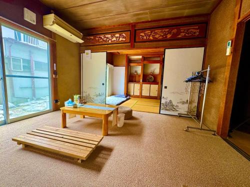 Nakamura House | 楽旅人