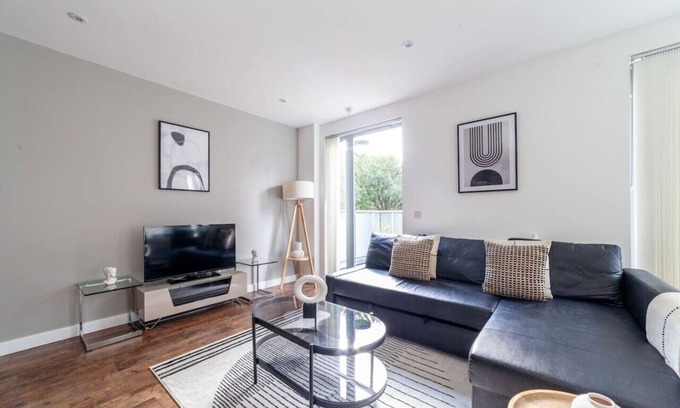 Bromley South Apartment | 1 Bed Apartment in Poplar