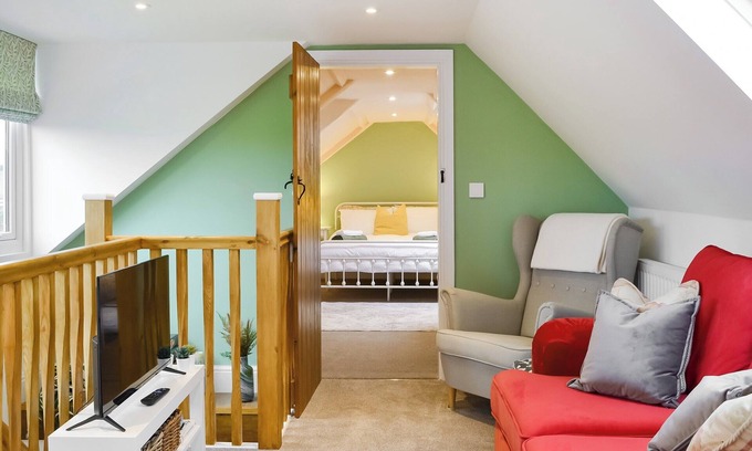 Storwood Cottage | 1 bedroom accommodation in Burnby, near York