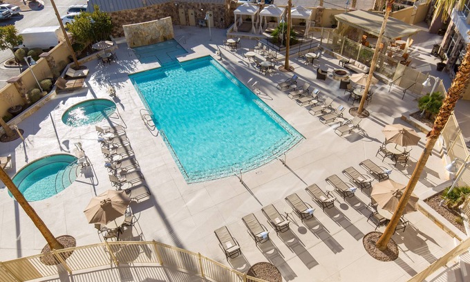 Las Vegas Apartment | 1 Bedroom | FREE Breakfast + Pool Access & Hot Tub