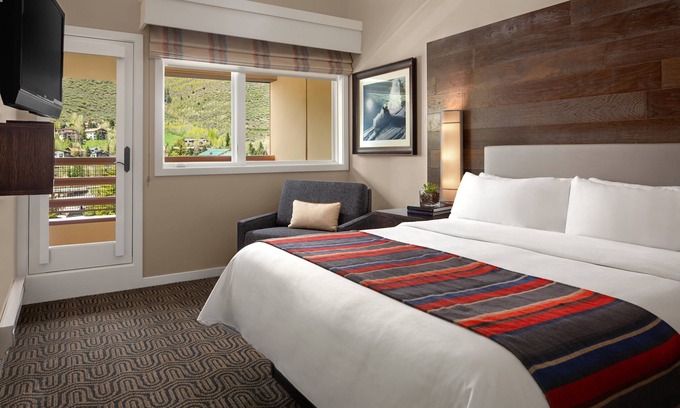 Vail Resort | 1 Bedroom Villa - Marriott's Streamside at Vail Douglas Building Sleeps 6