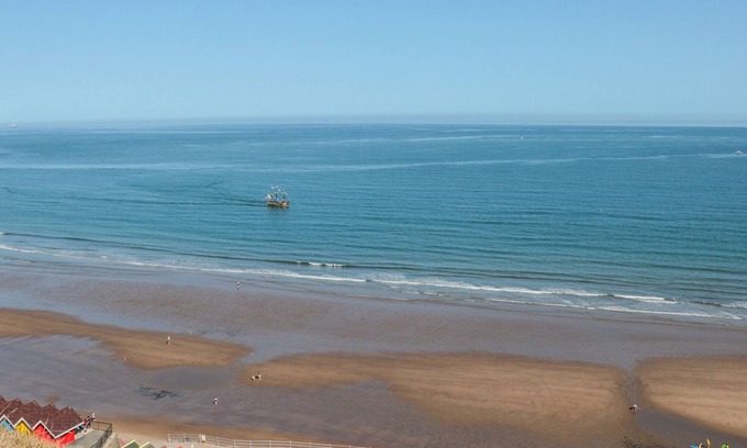 West Cliff Cottage | 1 Church Square