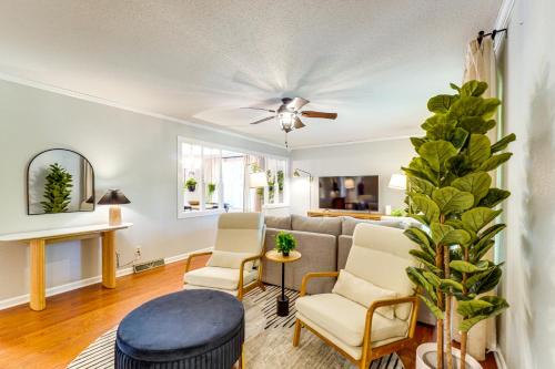 Clinton House | 1 Mi to Dtwn Quiet Retreat with Yard in Clinton