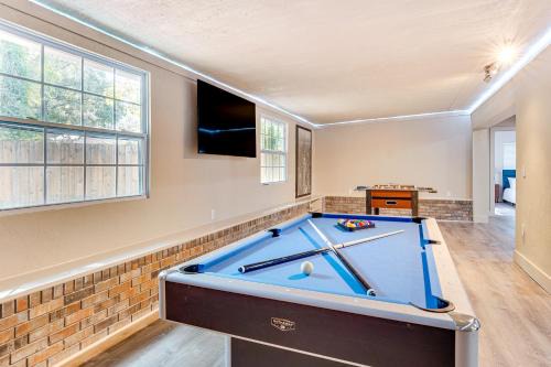 Gainesville House | 1 Mi to Florida Gators Stadium Gainesville Home!