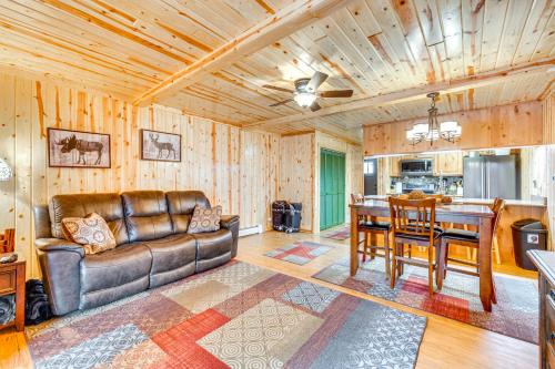 Estes Park House | 1 Mi to Rocky Mtn Natl Park Estes Park Townhome