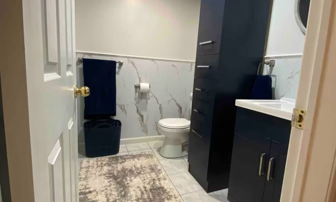 Markham Apartment | 1 Month + Bookings, Cozy private apartment in a highly demanded neighborhood.