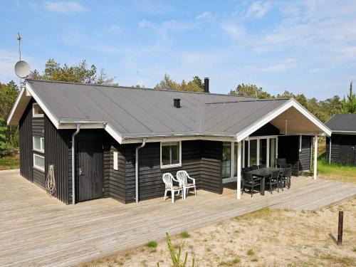 Aalbaek House | 10 person holiday home in Ålbæk-By Traum