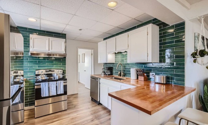Eiber Apartment | $1000 Rebate if You Buy A Home in Denver!