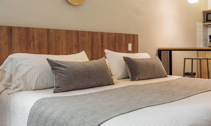 Robledo Apartment | 105 Circular Supreme 500Mb, AC, 2 coworking