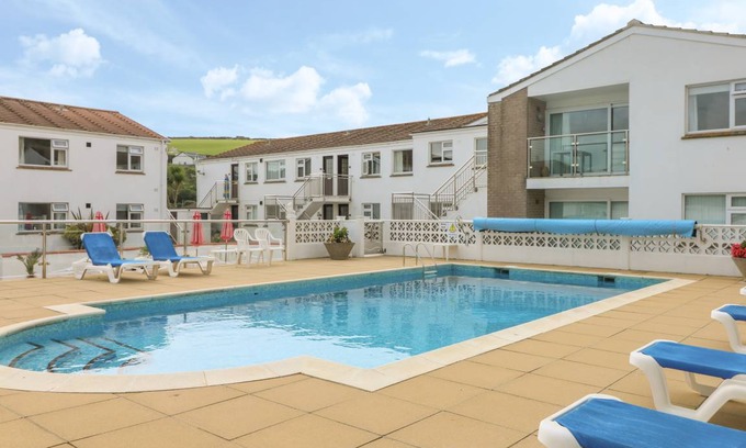 Mawgan Porth Cottage | 105 m² Cottage ∙ 2 bedrooms ∙ 4 guests