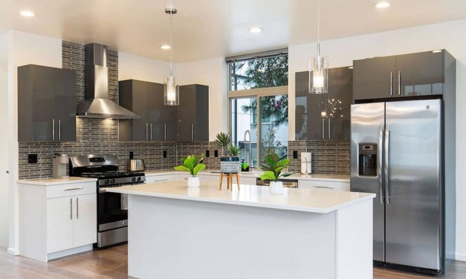 Ballard House | 107 - Ballard Green Home