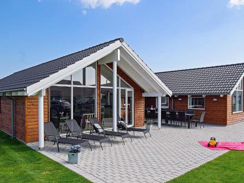 Olpenitz House | 12 person holiday home in Hasselberg
