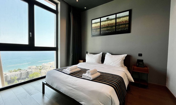 Potamos tis Germasogeias Apartment | 128 LIM - 2001 Stay Only Tower Suite