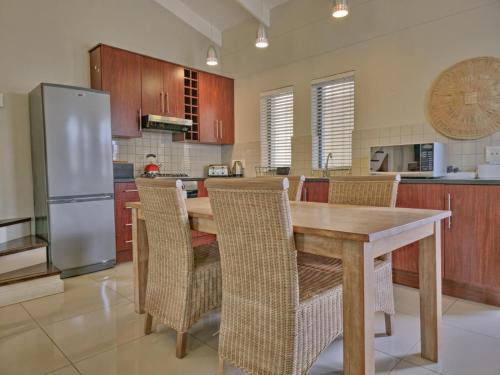 Knysna Central Apartment | 13 Lagoon Terrace