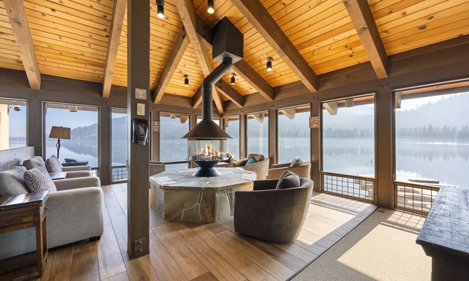 Truckee House | 154 Bldg D 2 Bedroom Townhouse