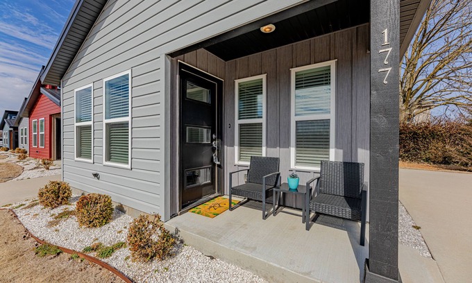 Centerton House | 177 Tiny Home near MTB Trails Walmart HQ Sleeps 6