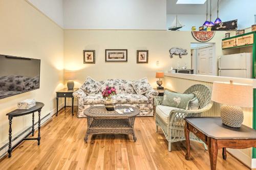 Frankfort Apartment | 18 Mi to Crystal Mtn Couples Haven Near Lake