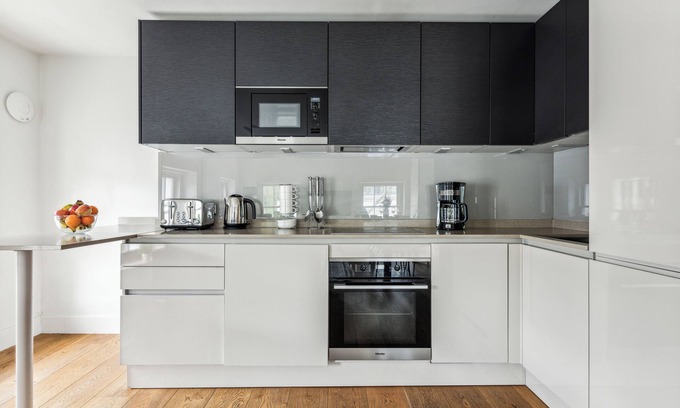 Queenhithe Apartment | 1BR by the Thames & Walk to St. Paul's