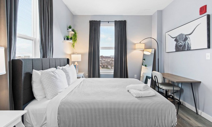 Everett Apartment | 1BR Near Encore Boston 3841