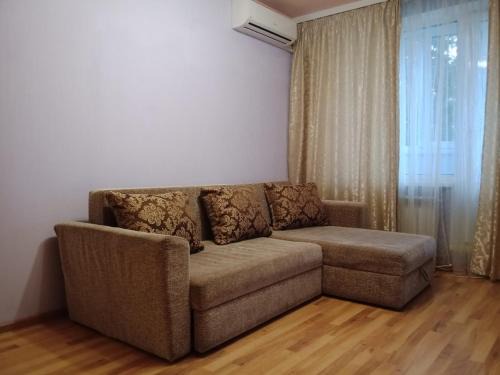 Kharkiv Apartment | 2 к квартира между двумя станциями метро Студенческая и Академика Павлова