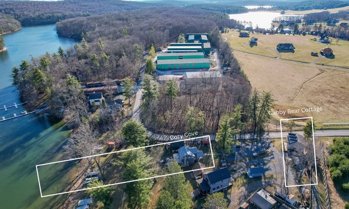North Glade Hills House | 2 Adjacent Houses Rented Together!