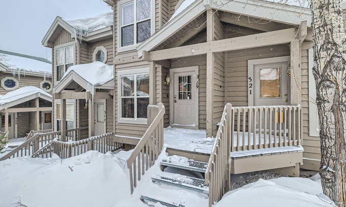 Wildernest Condo | 2-BD 3-BDR Ski Cabin