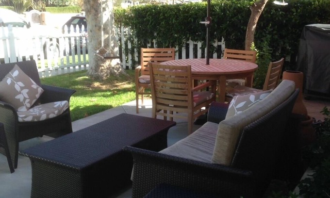 Corona del Mar Cottage | 2 Bd LOVELY COZY COTTAGE-Steps to beach and village 4 shopping and restaurants