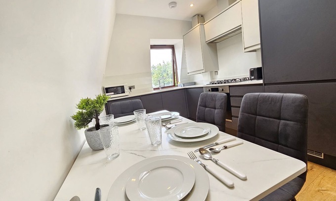 Bermondsey Apartment | 2 Bed Apartment in Southwark