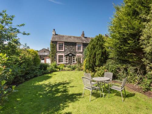 Bassenthwaite House | 2 Bed in Bassenthwaite SZ415