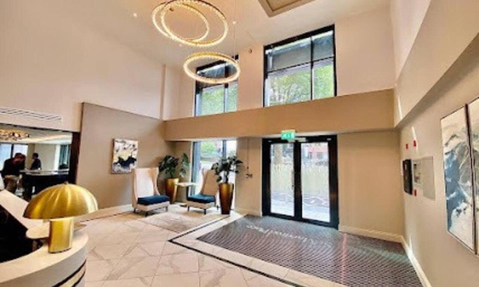 The Westside Apartment | 2-bed Luxury Apartment in Birmingham City Center