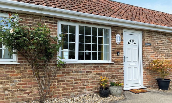Burgh le Marsh Cottage | 2 bedroom accommodation in Burgh Le Marsh