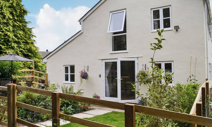 Holsworthy Cottage | 2 bedroom accommodation in Derril, near Bude