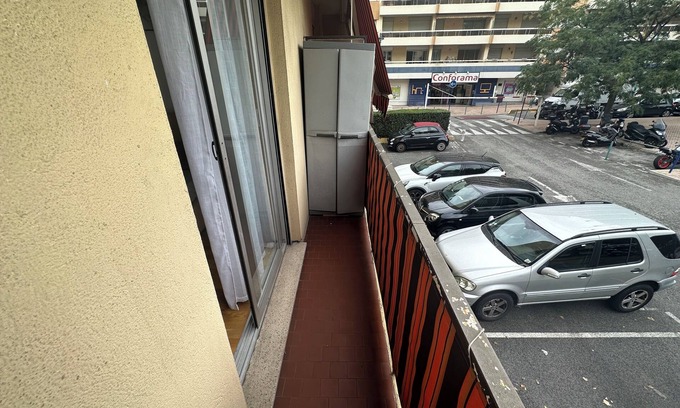 Castellar Apartment | 2 Bedroom Apartment in Menton