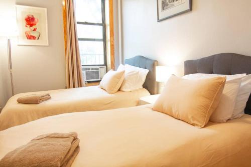 Bowery Apartment | 2 Bedroom Apt with 3 Beds - Friends & Family